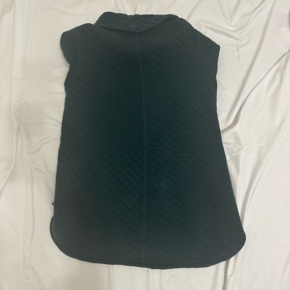 Duluth turtleneck tunic sweater, dark green quilted w/ pockets size large - Picture 2 of 5